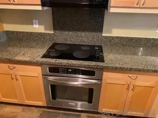 Photo #5: 230005164 Listing