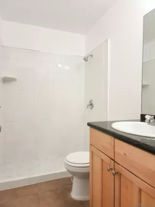 Photo #5: 230005244 Listing