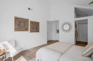 Photo #5: 230005301 Listing 