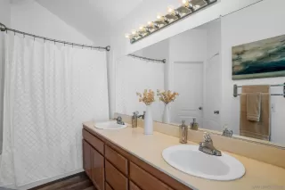 Photo #6: 230005301 Listing 