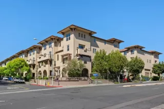 Photo #2: 230005307 Listing