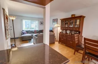 Photo #5: 230005318 Listing