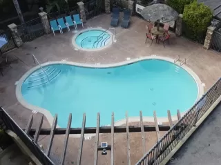 Photo #3: 230005335 Listing