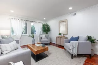 Photo #4: 230005353 Listing