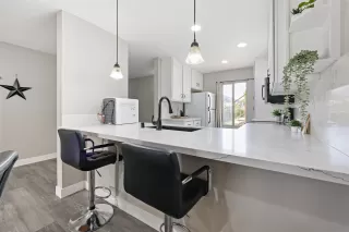 Photo #5: 230005364 Listing