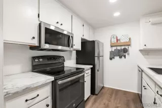 Photo #3: 230005374 Listing 