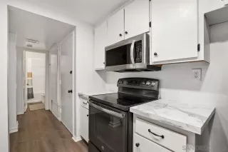 Photo #5: 230005374 Listing 