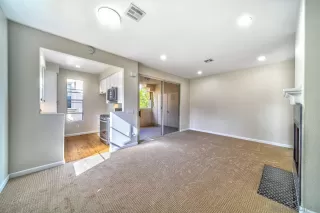 Photo #3: 230005392 Listing