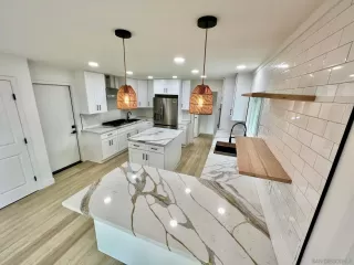 Photo #3: 230005400 Listing