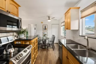 Photo #6: 230005408 Listing 