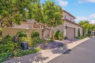 Photo #4: 230005456 Listing