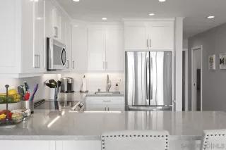 Photo #3: 230005461 Listing