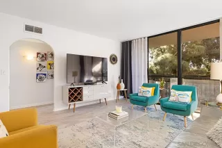 Photo #6: 230005472 Listing 