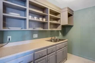 Photo #5: 230005491 Listing