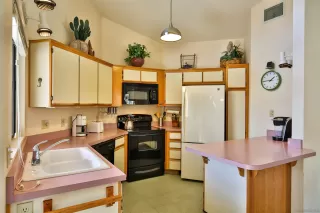 Photo #4: 230005496 Listing