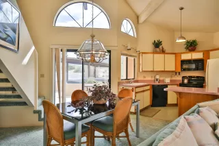 Photo #5: 230005496 Listing