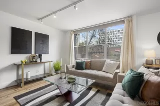 Photo #4: 230005503 Listing