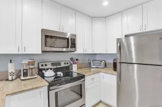 Photo #2: 230005537 Listing