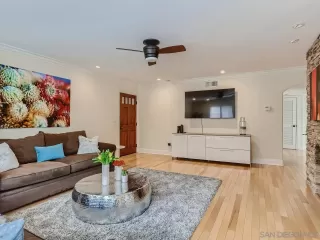 Photo #4: 230005556 Listing