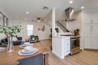 Photo #3: 230005578 Listing