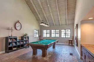 Photo #4: 230005609 Listing