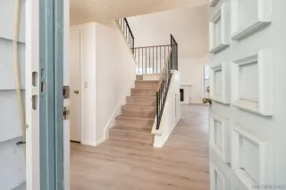 Photo #3: 230005610 Listing 