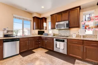 Photo #5: 230005634 Listing 