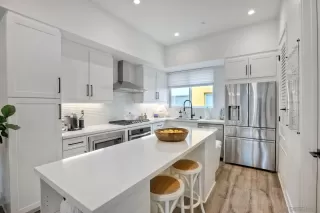 Photo #6: 230005653 Listing 