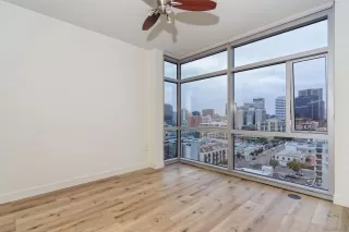 Photo #5: 230005655 Listing