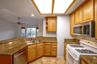 Photo #5: 230005662 Listing 