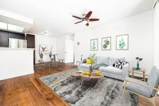 Photo #2: 230005664 Listing