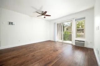 Photo #4: 230005664 Listing