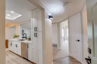 Photo #3: 230005665 Listing 