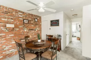 Photo #4: 230005823 Listing