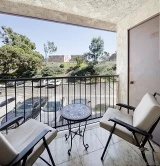 Photo #4: 230005840 Listing