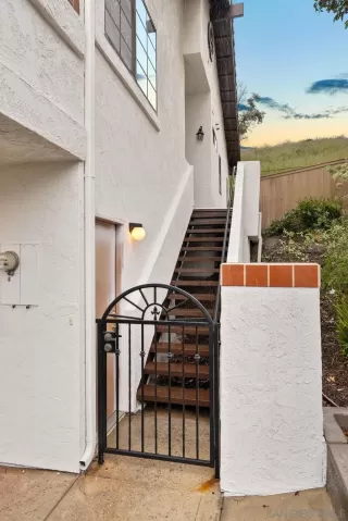 Photo #4: 230005864 Listing