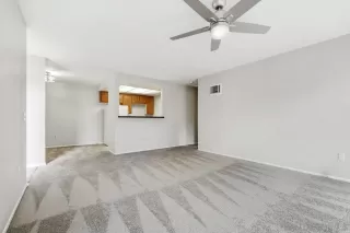 Photo #5: 230005866 Listing 