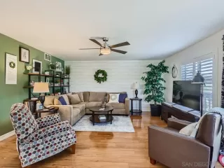 Photo #2: 230005886 Listing