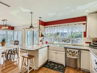 Photo #3: 230005886 Listing