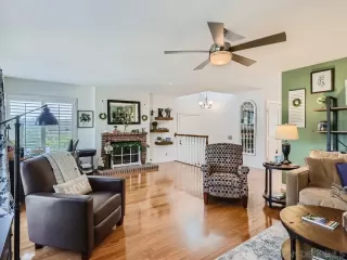 Photo #4: 230005886 Listing