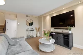 Photo #4: 230005905 Listing 