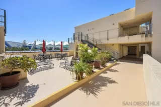 Photo #3: 230005958 Listing