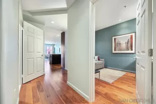 Photo #5: 230005958 Listing