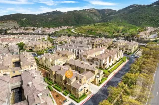 Photo #2: 230005959 Listing