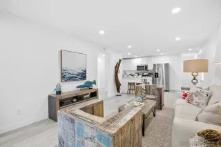 Photo #3: 230005985 Listing