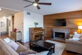 Photo #3: 230006013 Listing