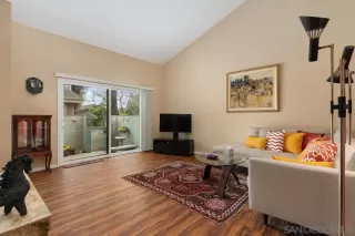 Photo #3: 230006030 Listing