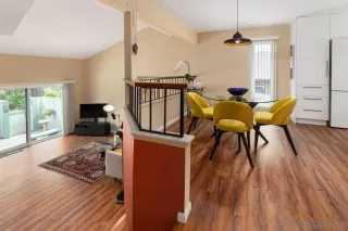 Photo #5: 230006030 Listing