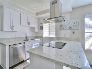 Photo #5: 230006128 Listing