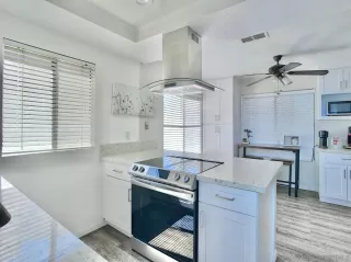 Photo #6: 230006128 Listing